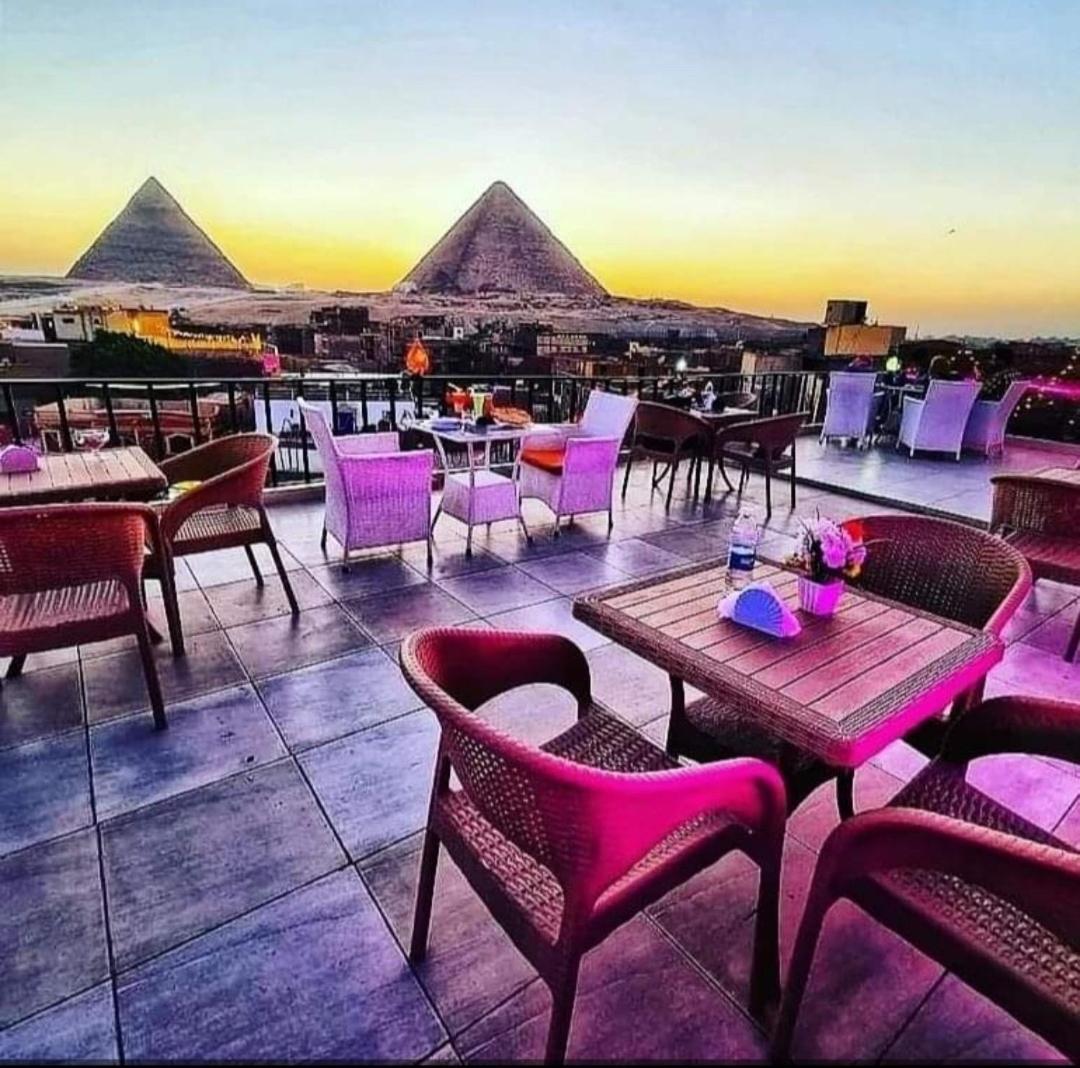 Golden Pyramids Inn Kafrat al Jabal Exterior photo