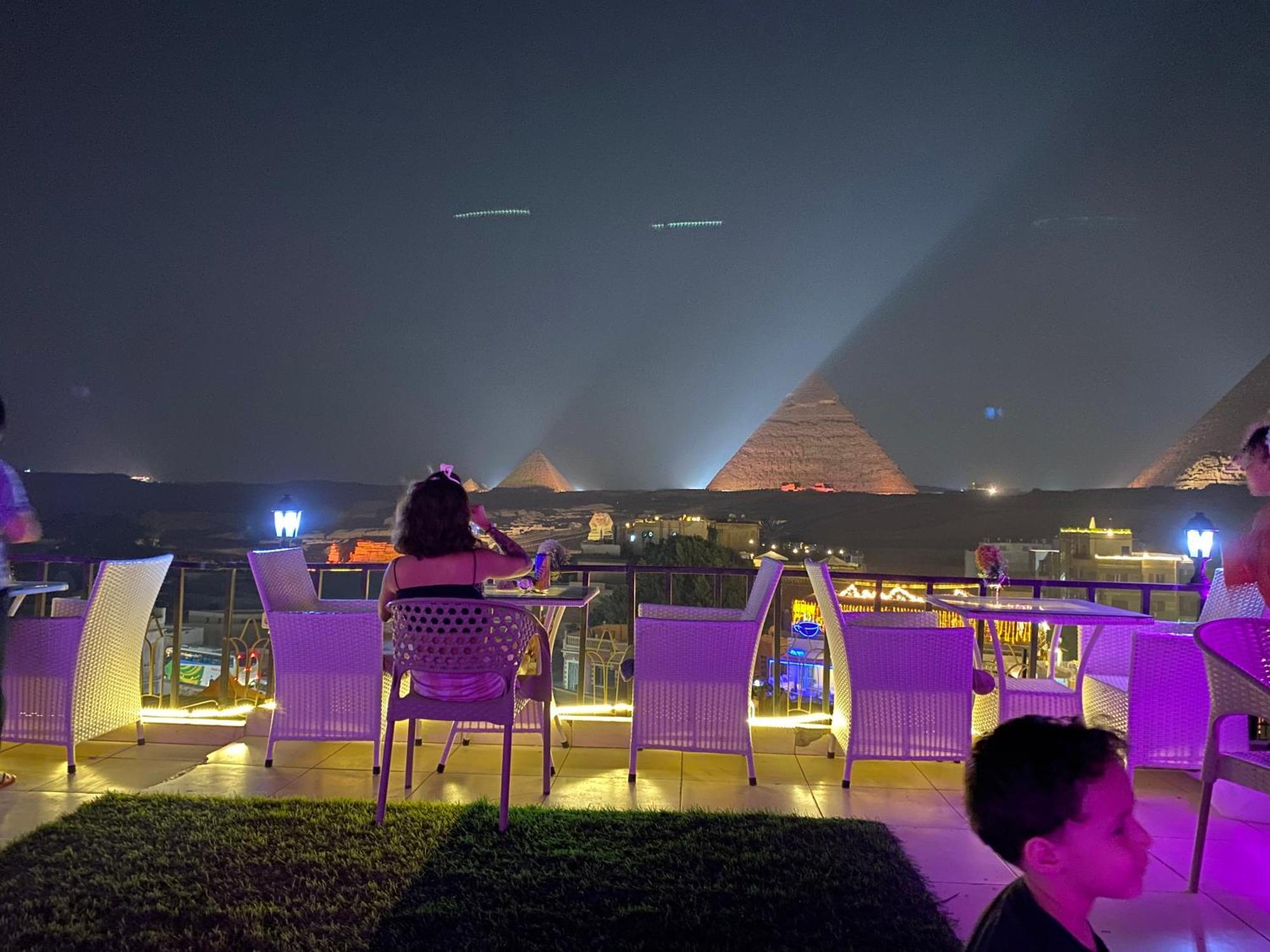 Golden Pyramids Inn Kafrat al Jabal Exterior photo
