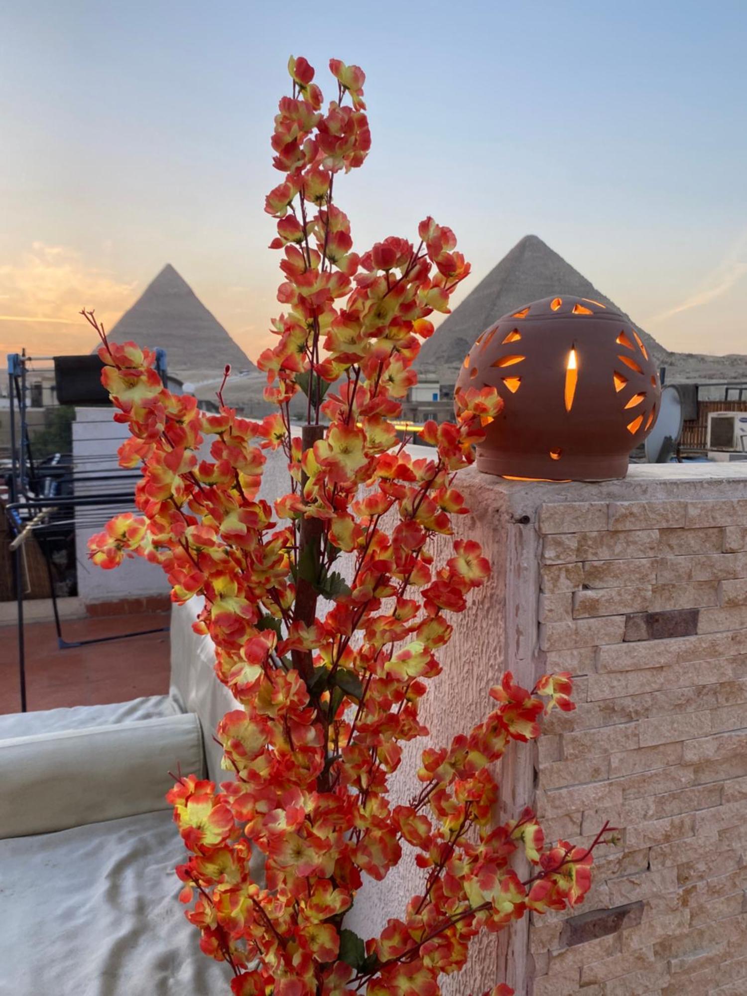Golden Pyramids Inn Kafrat al Jabal Exterior photo